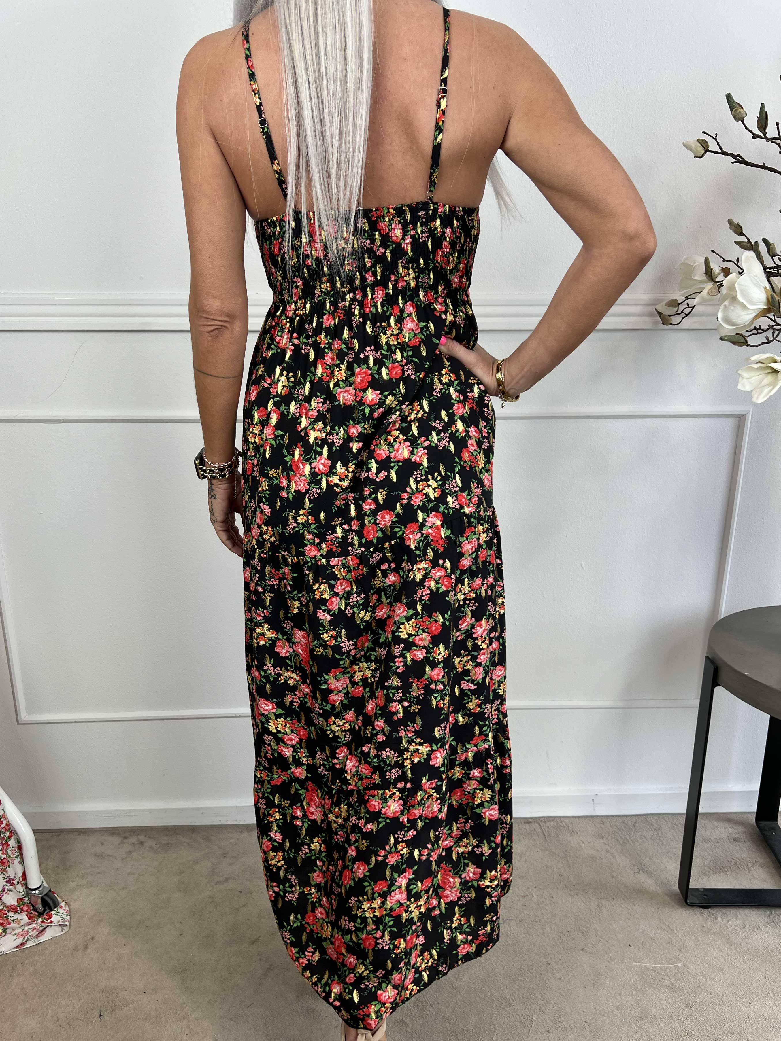 Lucie Rose - Klänning med band i viskos, rosmotiv och v-ringning